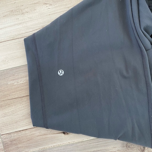 Grey lululemon pants - Picture 2 of 4